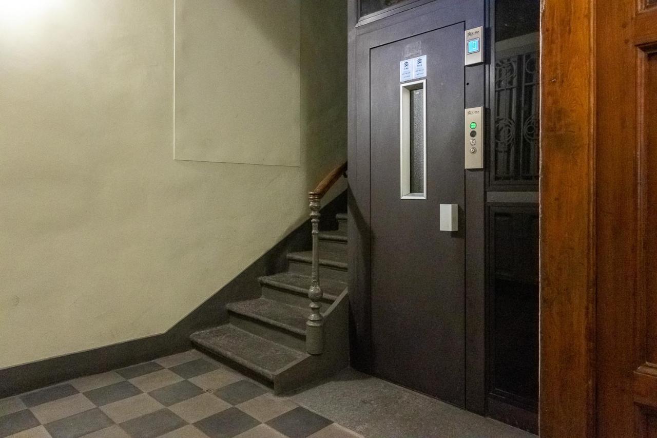Apartment Apple House Al Duomo By Wonderful Italy